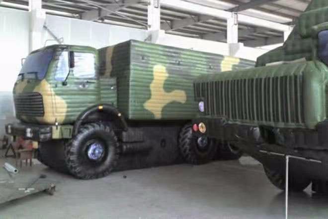 武乡大型军事车